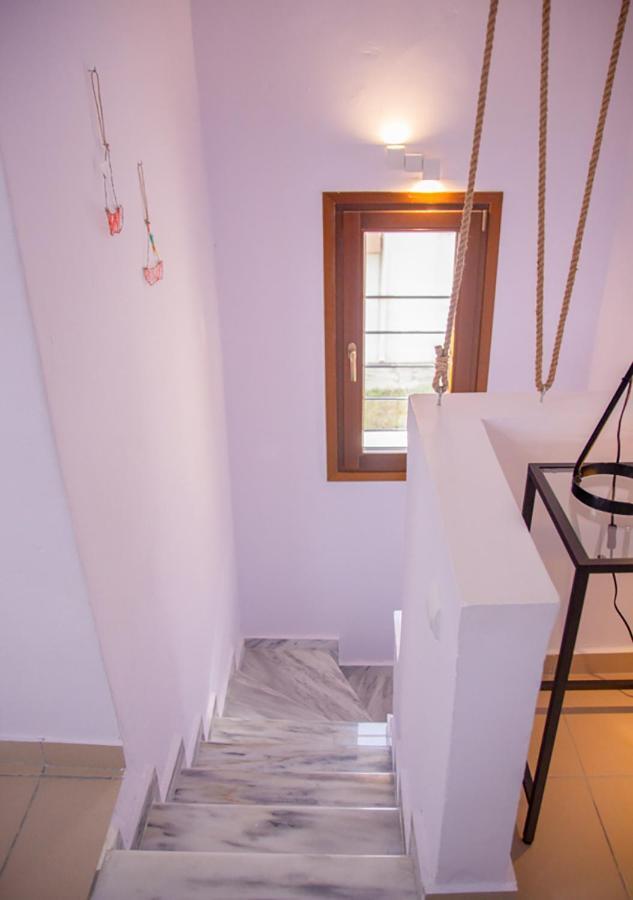 Beachfront Stylish Maisonette In Ierissós Ngoại thất bức ảnh